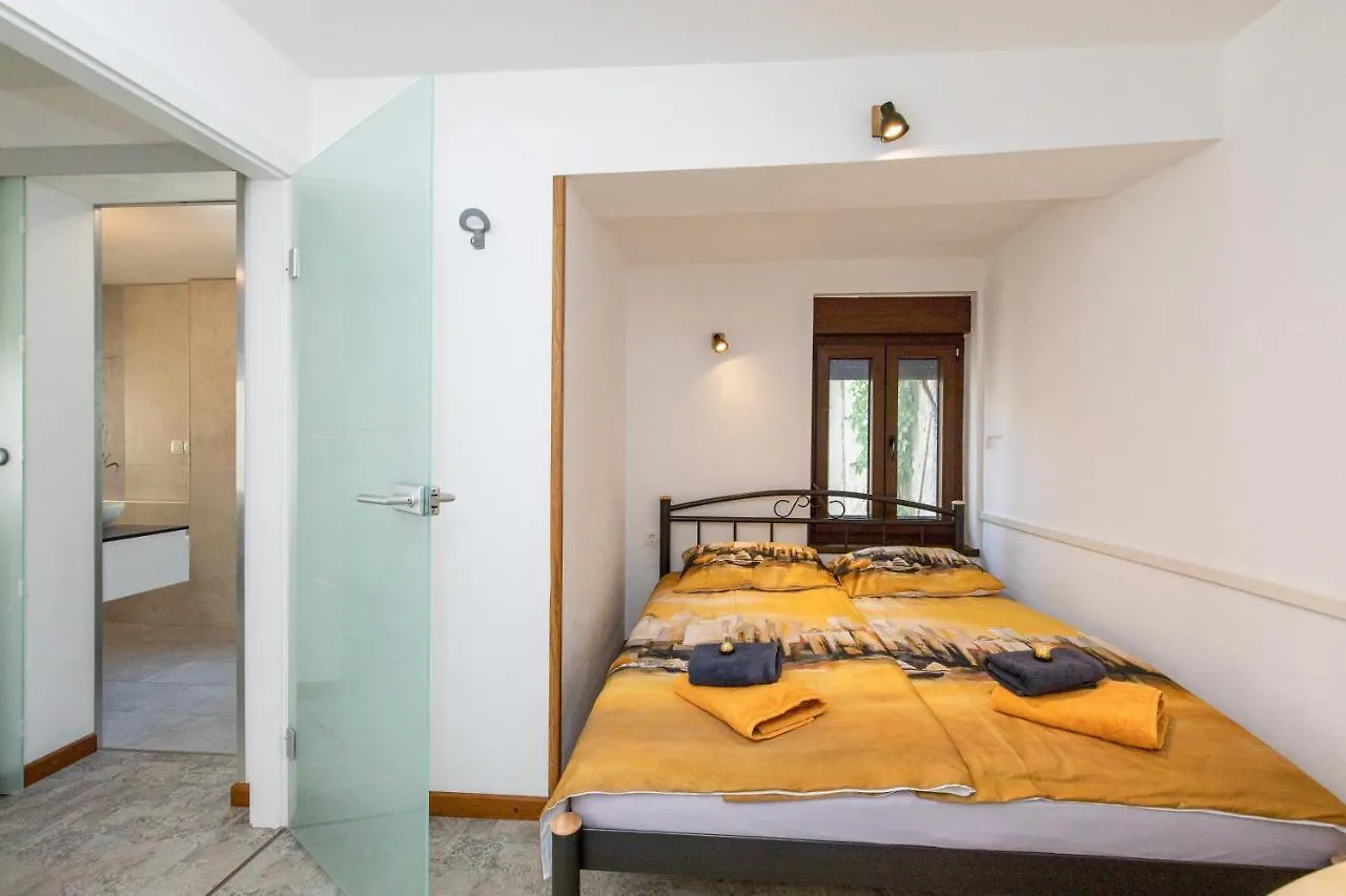 Apartman Stefani Krk Town 0*,  Croatia